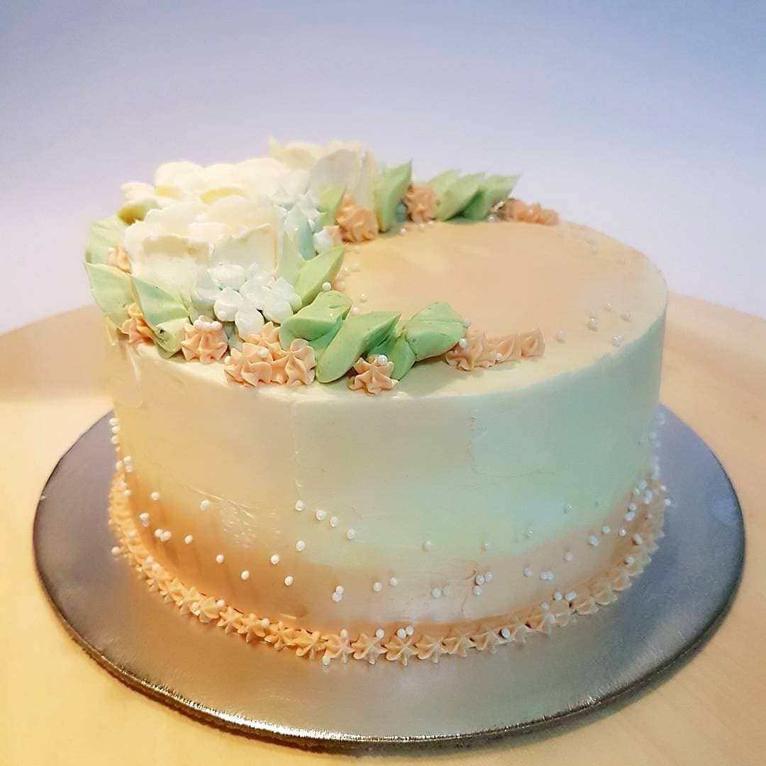Floral Wreath Cake