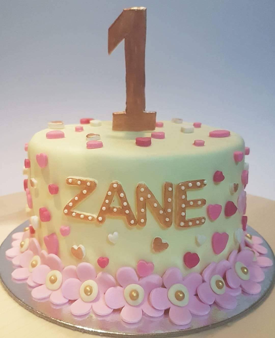 Hearts Floral Cake