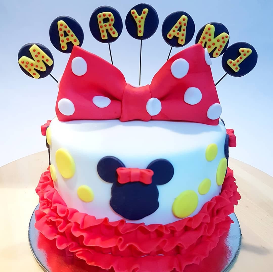 Minnie Mouse Cake